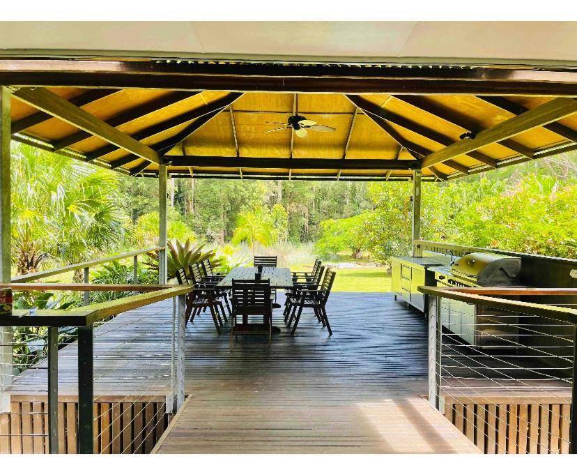 Dezen Accomodation Palmview Bagian luar foto