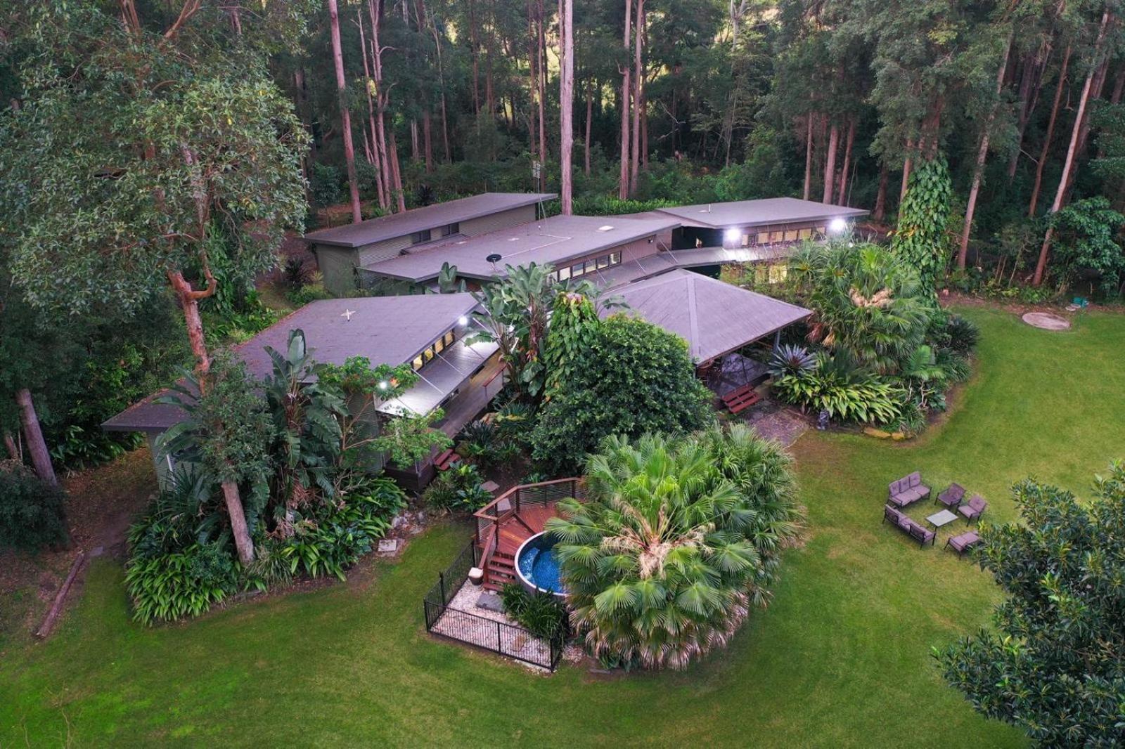 Dezen Accomodation Palmview Bagian luar foto